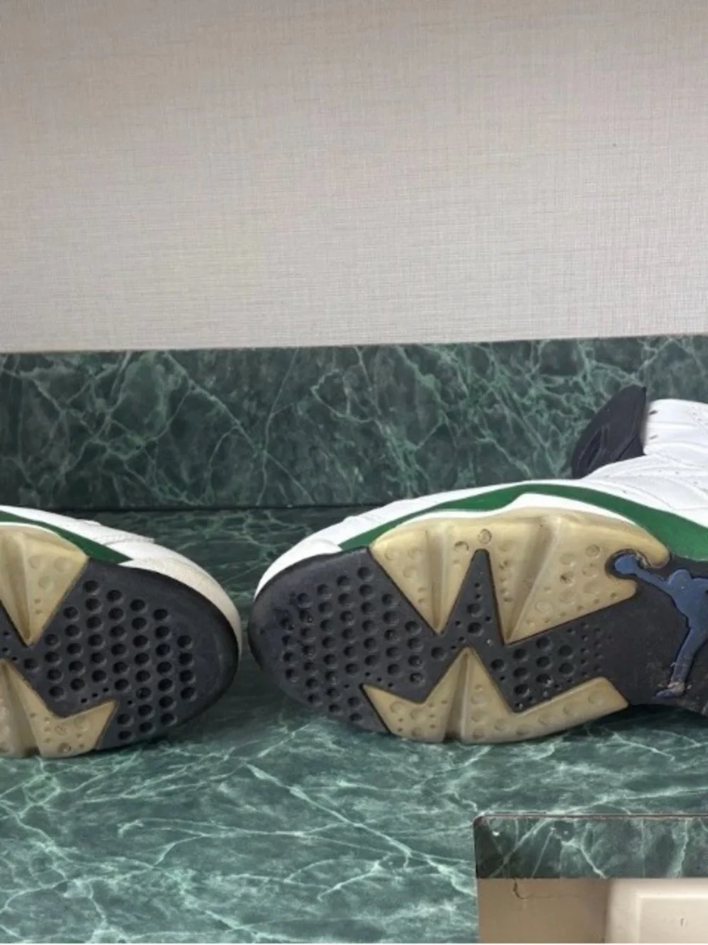 Nike Air Jordan 6 Retro White Black Green Men’s Sneakers